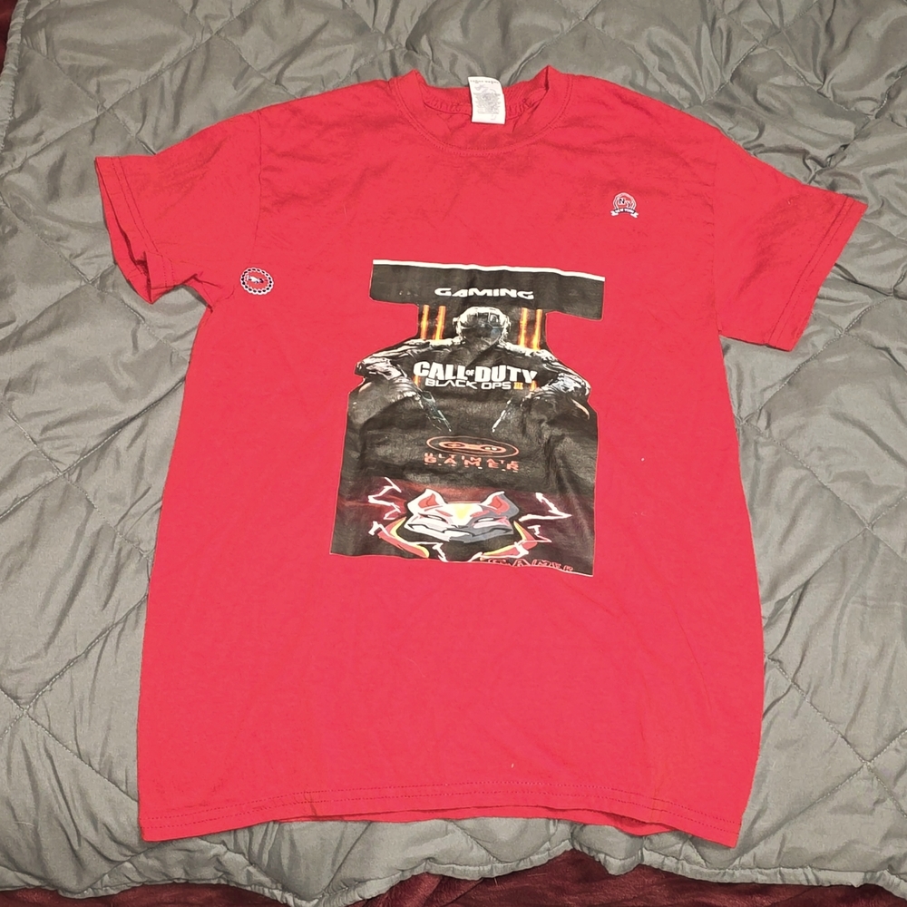 Red gaming T-shirt size 14-16